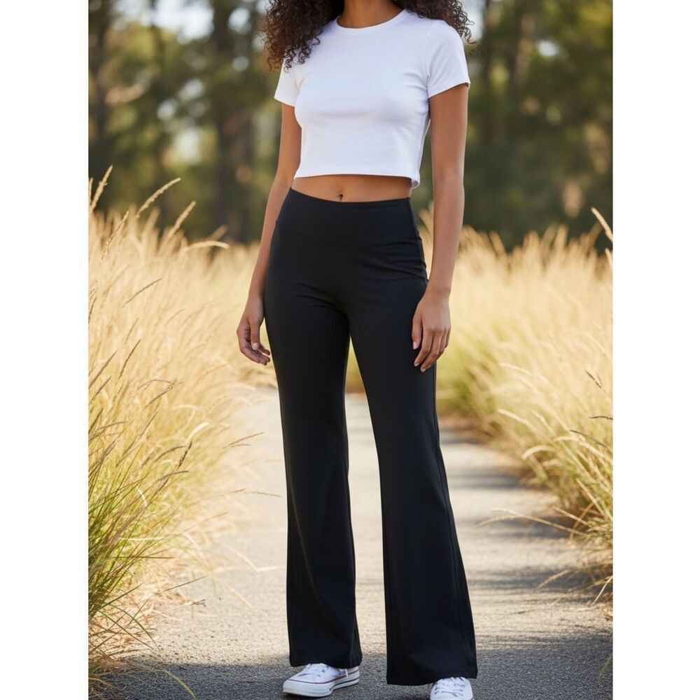 Athleta XS Women's Black Everyday Flare Leggings